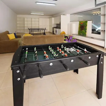 Villa Elegant Albufeira Villa Julialva Platinum 3 Bedrooms Games Great Pool Area