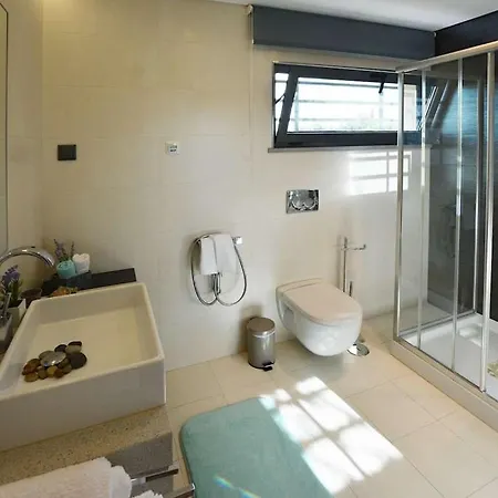 Villa Elegant Albufeira Villa Julialva Platinum 3 Bedrooms Games Great Pool Area Pêra